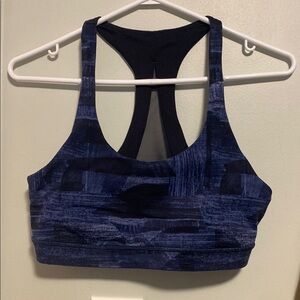 Lululemon | Invigorate Women's Blue Patterned Sports Bra - 10 - luxtreme